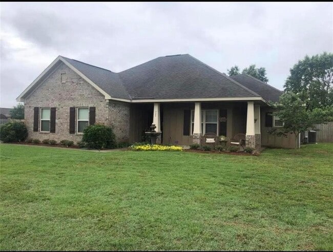 property at 728 Amador Avenue