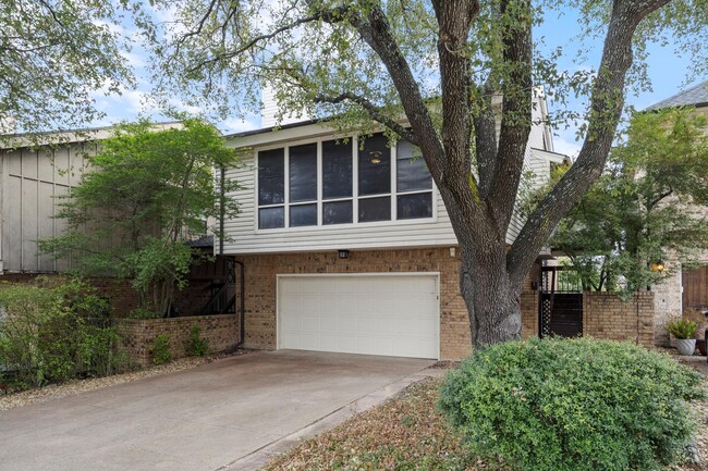 property at 5905 Volunteer Pl