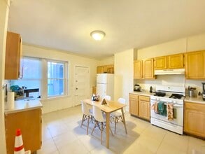 96 Calumet St, Unit 1 in Boston, MA - Building Photo - Building Photo