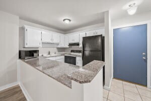 4726 Bay Point Rd in Panama City Beach, FL - Building Photo - Building Photo