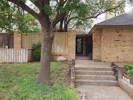 1213 French Ave in Odessa, TX - Building Photo