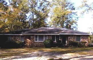 property at 1453-1453 Brentwood Dr