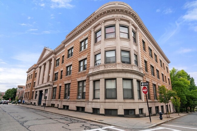 property at 9 Sewall Ave