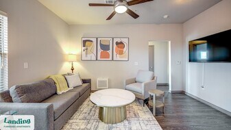 650 S Main St in Fort Worth, TX - Building Photo