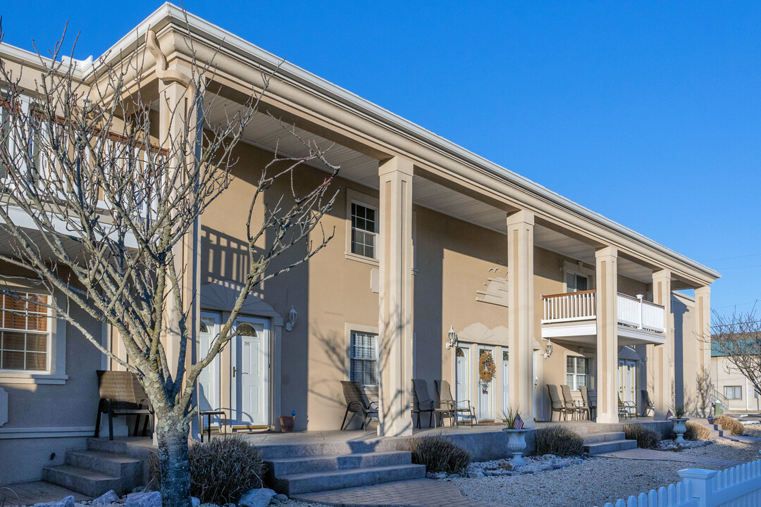 101 New Jersey Ave in Point Pleasant Beach, NJ - Foto de edificio