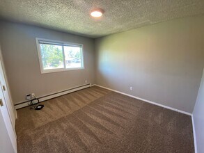 1103 Karluk St in Anchorage, AK - Building Photo - Building Photo