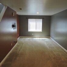 3287 E 11 Mile Rd in Warren, MI - Building Photo - Building Photo