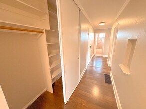 12 Linden Ave, Unit D in San Bruno, CA - Building Photo - Building Photo