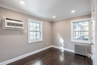 The East Hill in Tenafly, NJ - Building Photo - Interior Photo