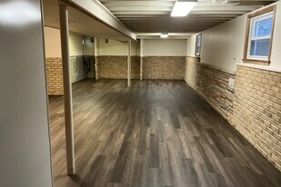 6722 W 63rd St in Chicago, IL - Building Photo