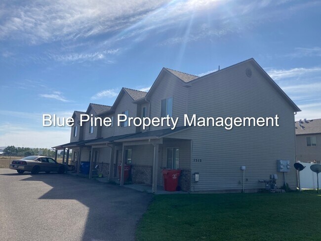 property at 1512 N Stevens Dr