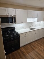 17 Prospect St, Unit Three in Highland Falls, NY - Building Photo
