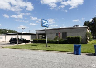 1113 Lawrence St in Rosenberg, TX - Building Photo - Building Photo