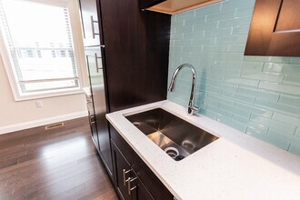 476 Fulton St, Unit 1 in Medford, MA - Foto de edificio - Building Photo