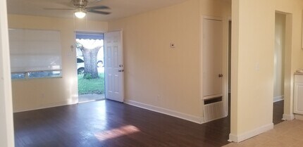 6305 Skylark Ln in Watauga, TX - Building Photo - Building Photo