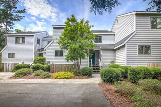 590 Westport Dr in Pine Knoll Shores, NC - Building Photo - Building Photo