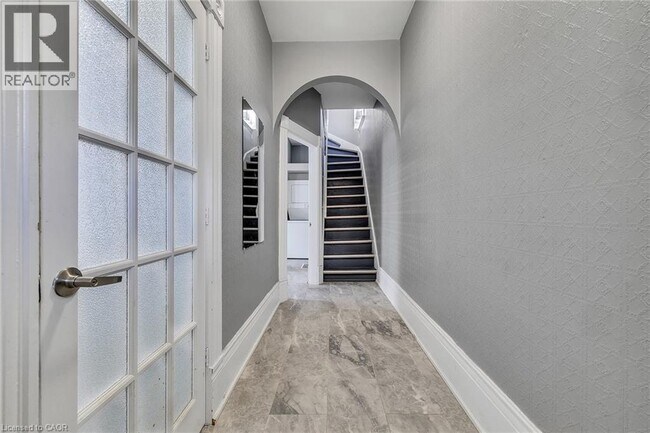 174 William St in Brantford, ON - Building Photo - Building Photo