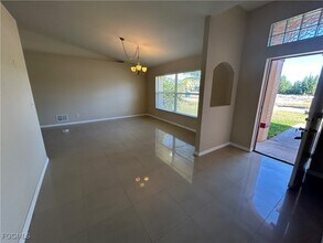 3516 SW 15th Pl in Cape Coral, FL - Building Photo - Building Photo