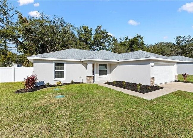 8961 SE Hwy 42 in Summerfield, FL - Building Photo - Building Photo