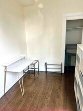 822 N Lawndale Ave, Unit 1F in Chicago, IL - Foto de edificio - Building Photo