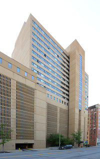 Ligutti Tower in Des Moines, IA - Foto de edificio - Building Photo