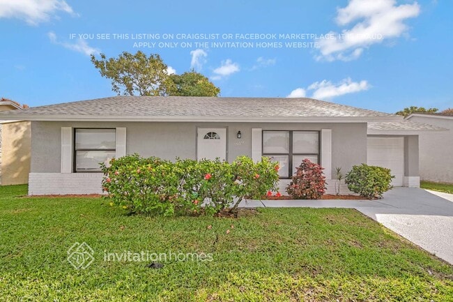 5919 Triphammer Rd in Greenacres, FL - Foto de edificio - Building Photo