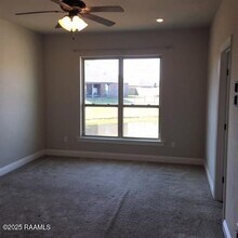 405 Claystone Rd in Youngsville, LA - Building Photo - Building Photo