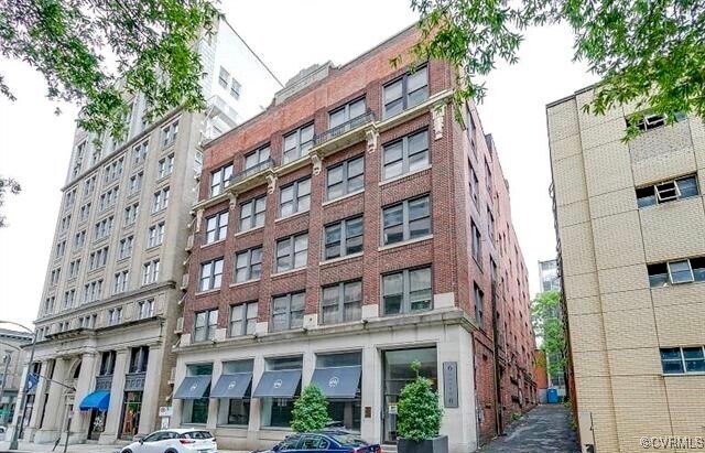 property at 6 N 6th St