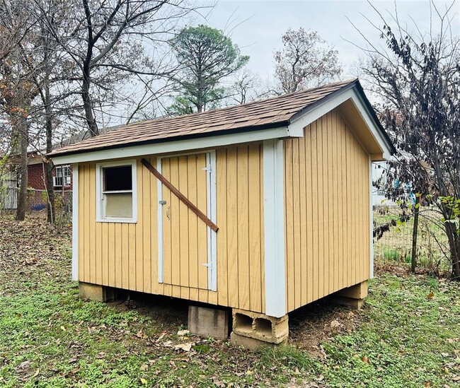 1847 N Allen Ln in Oklahoma City, OK - Building Photo - Building Photo