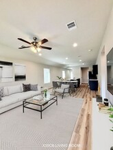 2403 Hartsel Forest Trl in Spring, TX - Foto de edificio - Building Photo