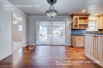 10813 Greystone Ave in The Village, OK - Building Photo - Building Photo