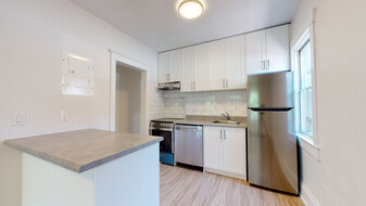 1065 Bathurst St Apartments