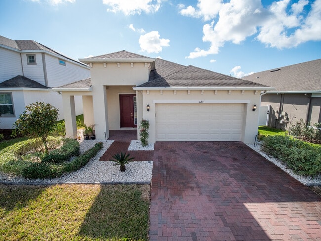 property at 1257 Hendon Loop