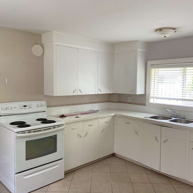 property at 225 Princess St