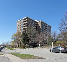 Cloisters of the Don in Toronto, ON - Building Photo - Building Photo