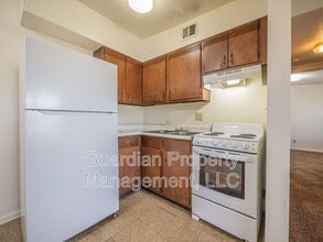 1115 N College Dr in Maryville, MO - Building Photo - Building Photo