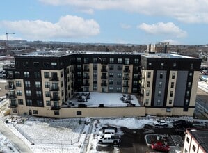 28 7th St NE in Rochester, MN - Building Photo - Building Photo