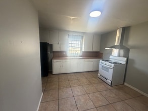 519 Bay Bridge Rd, Unit A in Prichard, AL - Building Photo - Building Photo