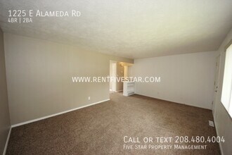 1225 E Alameda Rd in Pocatello, ID - Building Photo - Building Photo