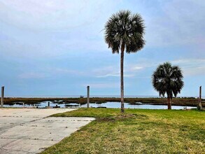 21155 Keaton Beach Dr in Perry, FL - Building Photo - Building Photo