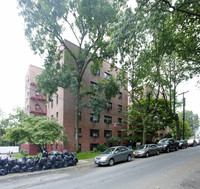 White Oak Cooperative Housing in New Rochelle, NY - Foto de edificio - Building Photo