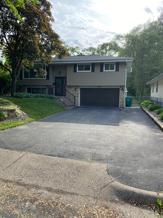 1656 Alabama Ave S in Minneapolis, MN - Building Photo