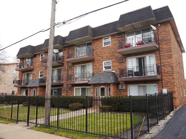 property at 11937 S Hamlin Ave