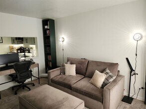 10004 Winding Lake Rd in Sunrise, FL - Building Photo - Building Photo