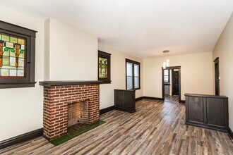 4324 Tholozan Ave in St. Louis, MO - Building Photo - Building Photo