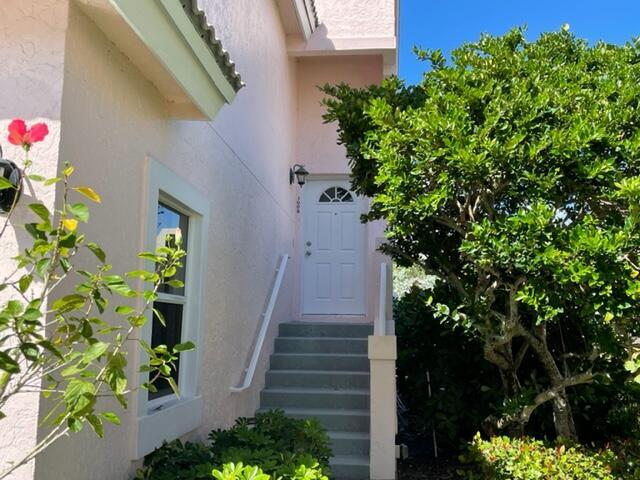 3008 Fairway Dr N in Jupiter, FL - Building Photo - Building Photo