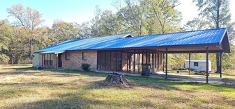 140 New Burkville Rd in Hope Hull, AL - Building Photo - Building Photo