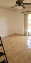 520 NW 109th Ave in Miami, FL - Building Photo - Building Photo