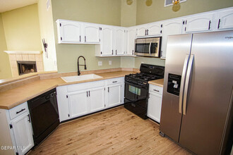 11985 Mesquite Lake Ln in El Paso, TX - Building Photo - Building Photo