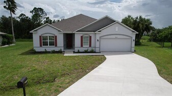 26013 Ocelot Ln in Punta Gorda, FL - Building Photo